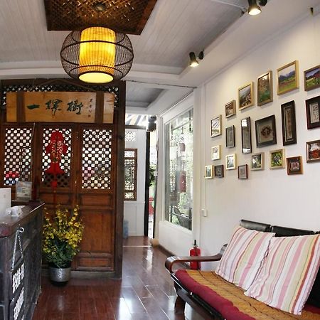 Tree'S Tale Hotel - Lijiang Lijiang  Esterno foto