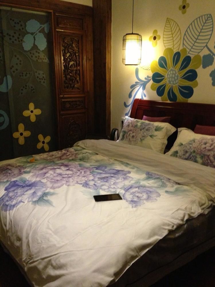 Tree'S Tale Hotel - Lijiang Lijiang  Esterno foto