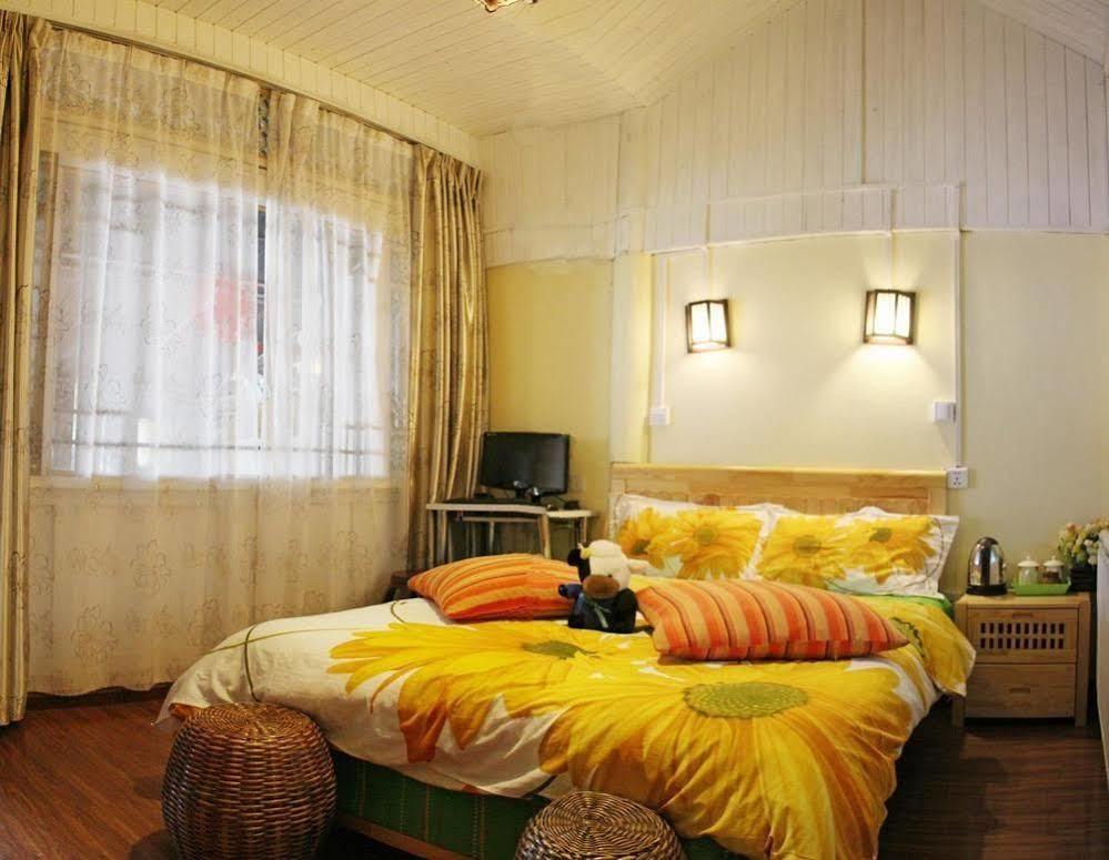 Tree'S Tale Hotel - Lijiang Lijiang  Esterno foto