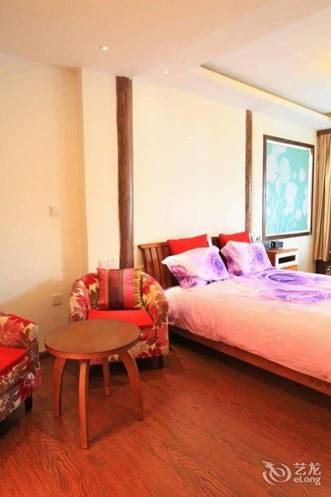 Tree'S Tale Hotel - Lijiang Lijiang  Esterno foto